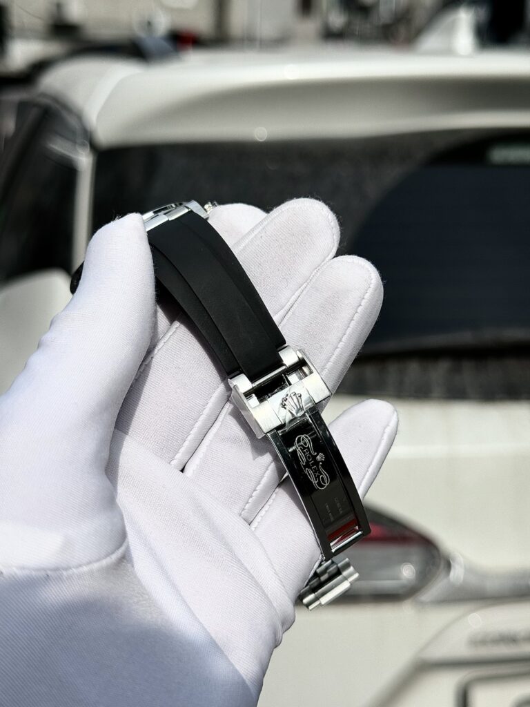 Rolex Daytona 116589TBR Eye Of Tiger Custom Moissanite Diamonds 40mm (2)