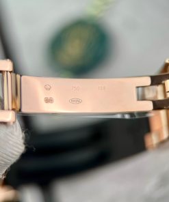 Rolex Daytona 18K Rose Gold Wrapped and Moissanite Diamonds Rep 11