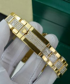 Rolex Daytona Eye Of Tiger Gold Wrapped Customs Moissanite Diamonds (13)