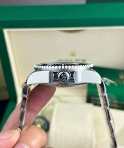 Rolex DeepSea 126660 Replica 11 Watches D-Blue Dial V9 Factory 44mm (2)