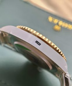 Rolex GMT Master II 116713LN Replica Watches Best Quality 40mm (2)