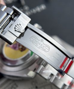 Rolex GMT-Master II 126710BLRO Pepsi V3 Oyster Bracelet Best Replica (3)