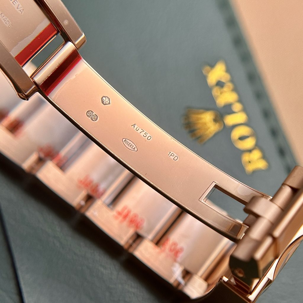 Rolex GMT-Master II 126711CHNR Root Beer Replica Watches Clean factory 40mm (1)