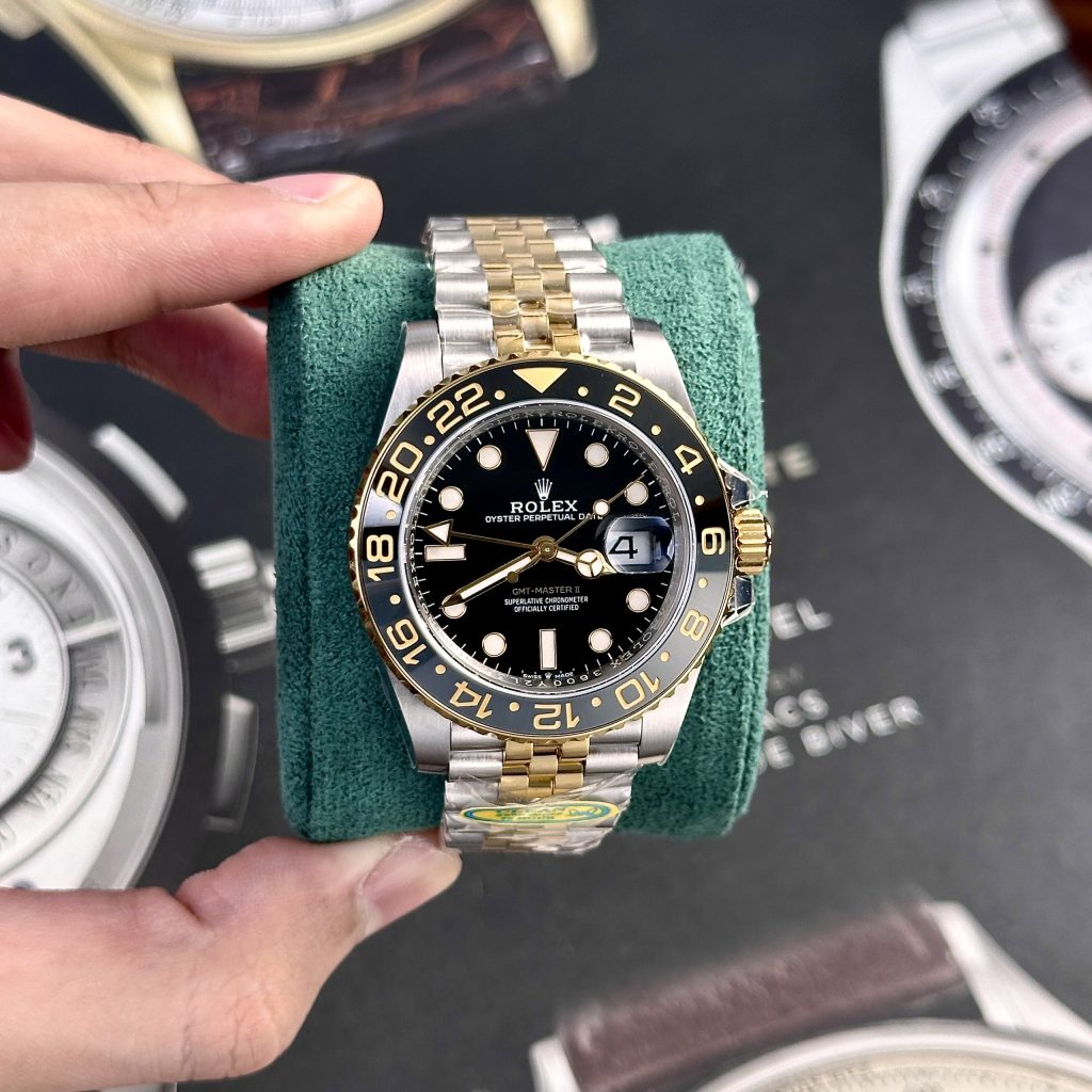 Rolex GMT-Master II 126713GRNR Metal Wire Replica Watches Clean Factory 41mm (2)