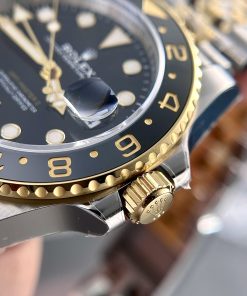 Rolex GMT-Master II 126713GRNR Metal Wire Replica Watches Clean Factory 41mm (2)