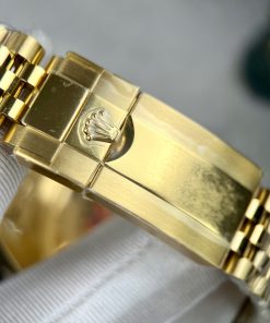 Rolex GMT-Master II 126718GRNR Replica Watches Clean Factory 40mm (2)