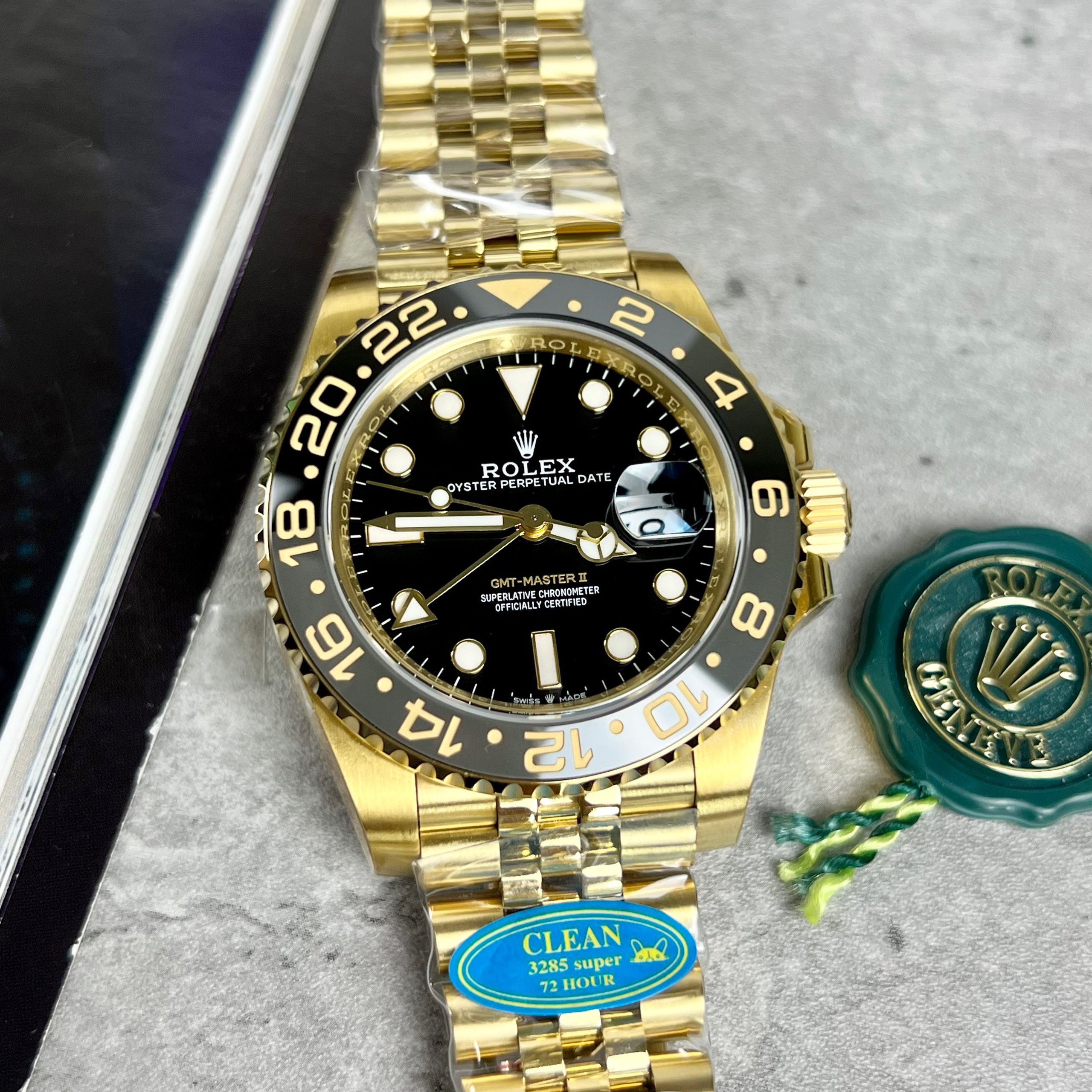 Rolex GMT-Master II 126718GRNR Replica Watches Clean Factory 40mm (2) Rolex GMT-Master II 126718GRNR Replica Watches Clean Factory 40mm (2)