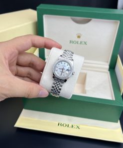 Rolex Lady DateJust MOP Dial Bezel Diamonds Jubilee Sliver Strap 28mm (1)