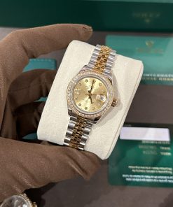 Rolex Lady-Datejust Replica Watches Yellow Champagne Dial Bezel Diamonds 28mm (5)