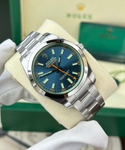 Rolex Milgauss 116400GV Replica 11 Watch Oyster Strap VS Factory 40mm (2)