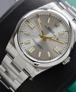 Rolex Oyster Perpetual 124300 Best Replica Watch Silver Dial VS Factory 41mm (10)
