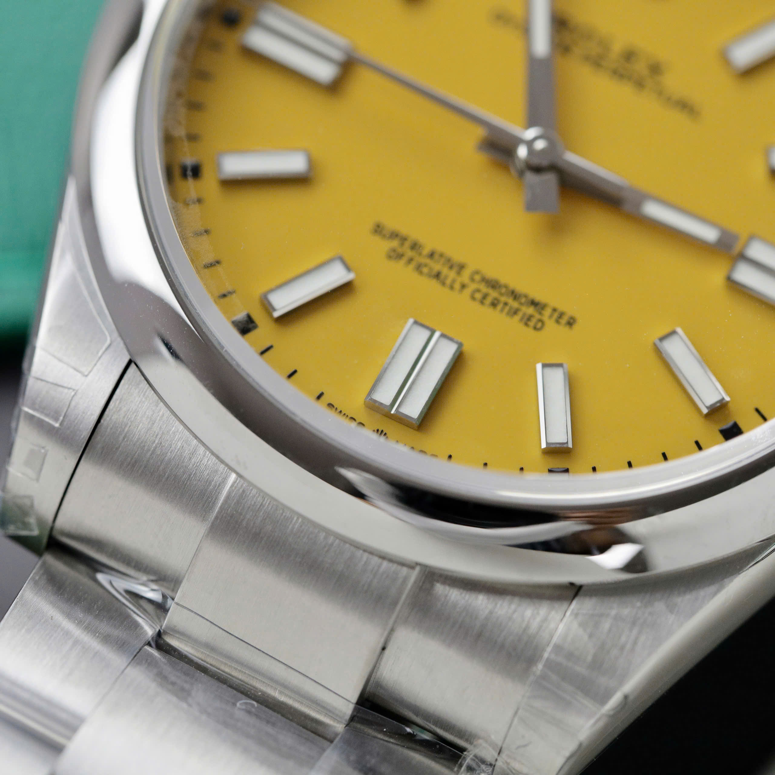 Rolex Oyster Perpetual 124300 Best Replica Watch Yellow Dial VS Factory 41mm (2) Rolex Oyster Perpetual 124300 Best Replica Watch Yellow Dial VS Factory 41mm (2)