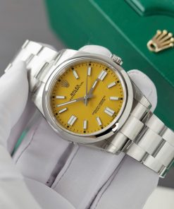 Rolex Oyster Perpetual 124300 Best Replica Watch Yellow Dial VS Factory 41mm (2)