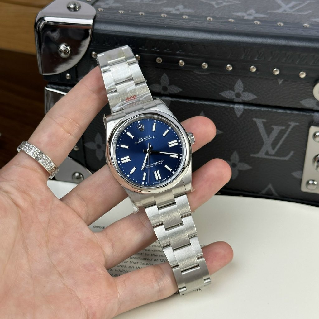 Rolex Oyster Perpetual 124300 Blue Dial Best Replica Clean Factory