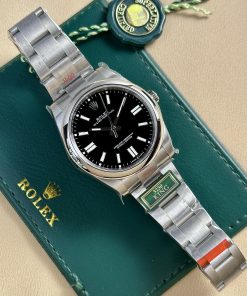 Rolex Oyster Perpetual 124300 Replica Watch Black Dial King Factory 41mm (1)
