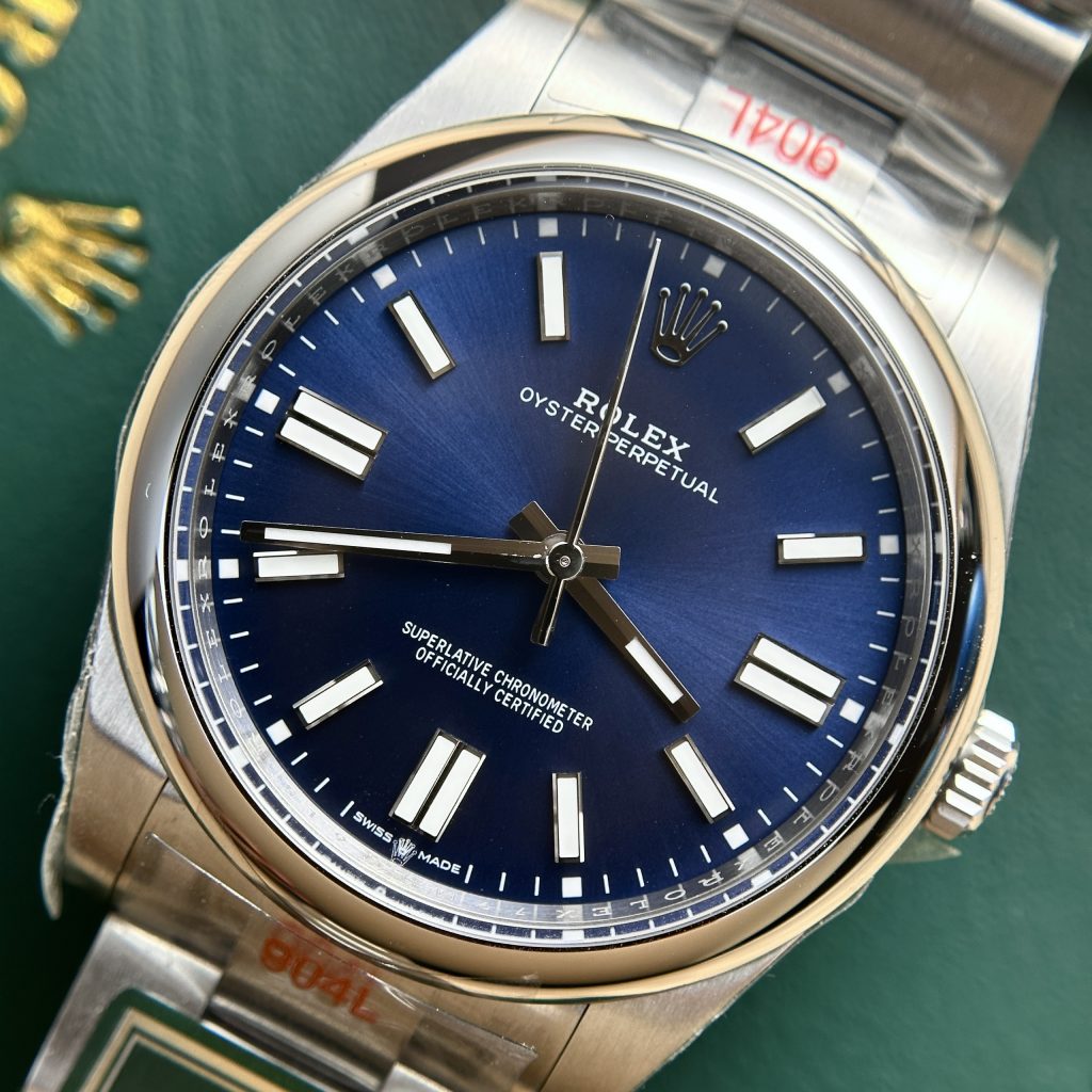 Rolex Oyster Perpetual 124300 Replica Watch Blue Dial King Factory 41mm (2)