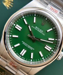 Rolex Oyster Perpetual 124300 Replica Watch Green Dial King Factory 41mm (1)