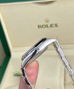 Rolex Oyster Perpetual 126000 Ice Blue Celebration Dial Clean Factory 36mm (15)