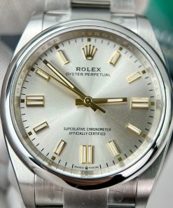 Rolex Oyster Perpetual 126000 Replica Watches Clean Factory Silver Dial 36mm (4)