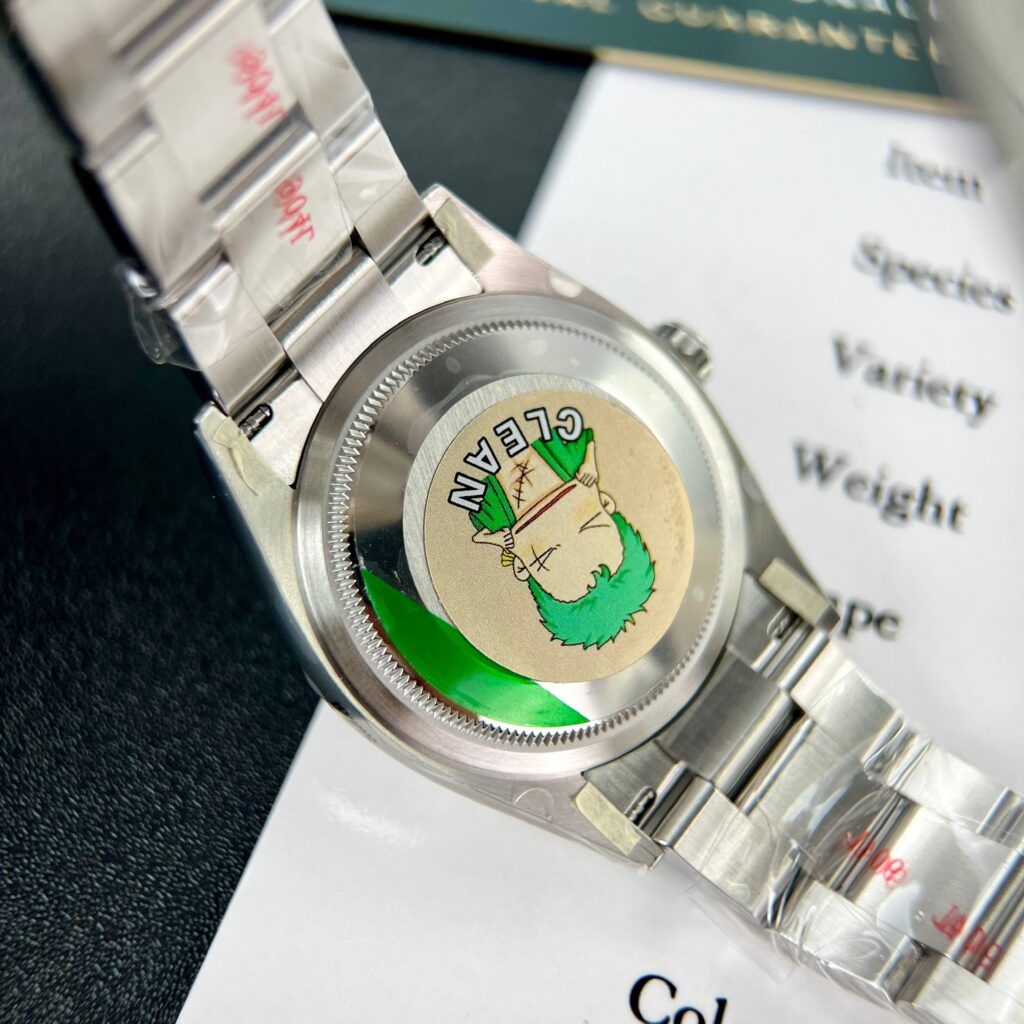 Rolex Oyster Perpetual 126000 Replica Watches Clean Factory Silver Dial 36mm (9)