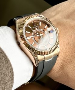 Rolex Oyster Perpetual Sky-Dweller 326235 Replica Watch (1)