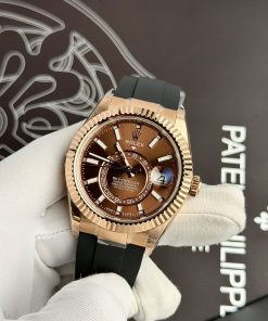 Rolex Oyster Perpetual Sky-Dweller 326235 Replica Watch (1)