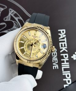 Rolex Oyster Perpetual Sky-Dweller 326238 Replica Watch 42mm (1)