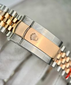 Rolex Replica Watch DateJust Gold Wrapped Fluted Dial GM 41mm (2)