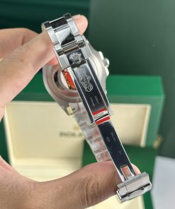 Rolex Replica Watches GMT Master II 116710LN Clean Factory (1)