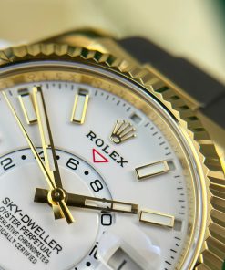 Rolex Sky-Dweller 326238 Replica Watch White Dial Weight 190 Gram ZF Factory 42mm (2)