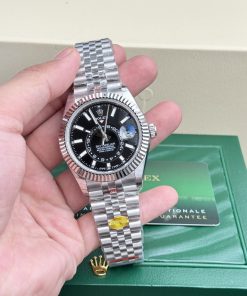 Rolex Sky Dweller 326934 Black Dial Jubilee Strap Best Replica 42mm (1)
