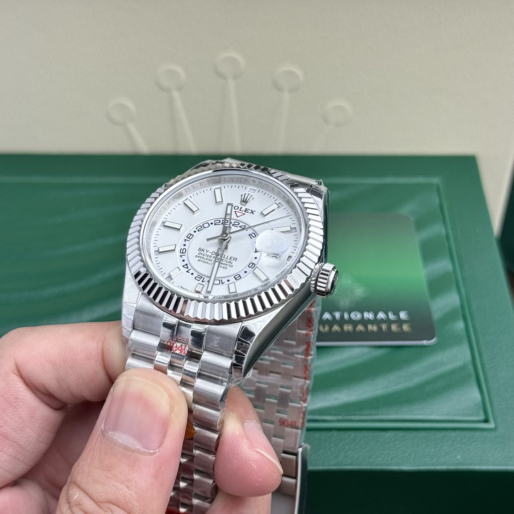 Rolex Sky Dweller 326934 White Dial Jubilee Strap Best Replica 42mm (2)