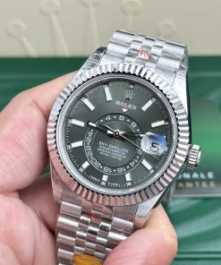 Rolex Sky Dweller 336934 Green Dial Jubilee Strap Best Replica 42mm (5)