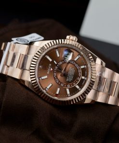 Đồng Hồ Rolex Sky-Dweller Bọc Vàng 18K Mặt Chocolate Chế Tác 1:1 phiên bản chế tác Hong Kong có sẵn tại DWatch Luxury.