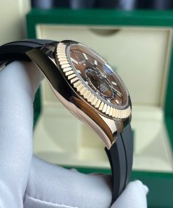 Rolex Sky-Dweller M336235 Replica Watch Gold Wrapped Chocolate Dial 42mm (2)