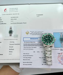 Rolex Submariner Customs Moissanite Diamonds & Green Sapphire 40mm (12)