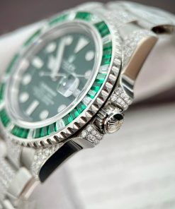 Rolex Submariner Customs Moissanite Diamonds & Green Sapphire 40mm (9)