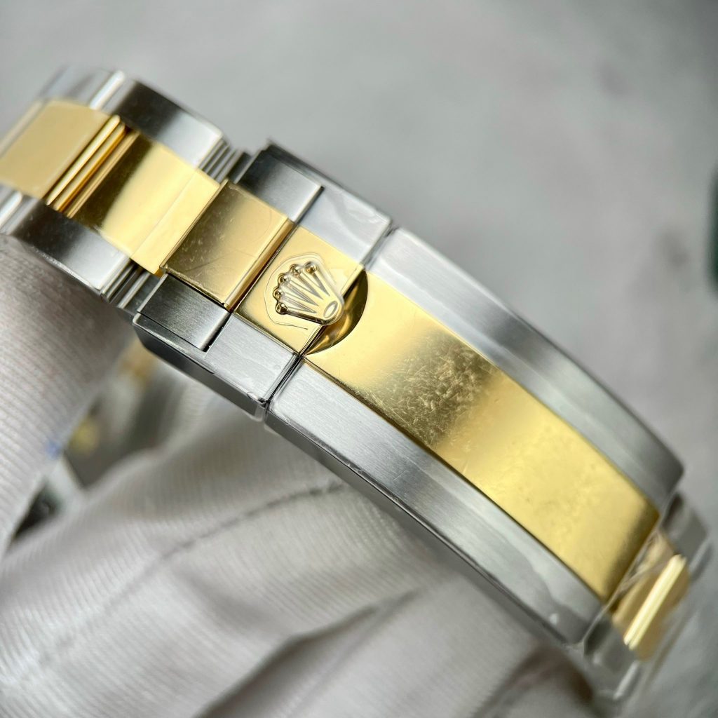 Rolex Submariner Date 116613LN Replica Watches Clean Factory 40mm (1)