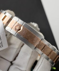 Rolex Yacht Master 126621 Gold Wrapped Black Dial Clean Factory 40mm (1)