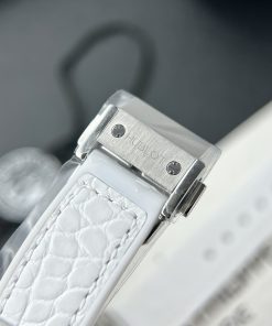 Hublot Classic Fusion Custom Full Moissanite Diamonds Women 33mm (10)