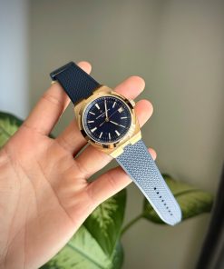 Vacheron Constantin Overseas 4500V Gold Wrapped Replica Watch Dial Blue 41mm (2)