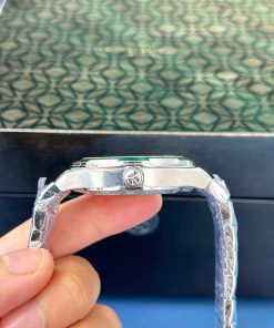 Vacheron Constantin Overseas 4500V Replica 11 Watch Green Dial 41mm (1)