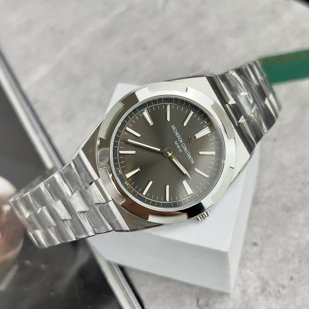 Vacheron Constantin Overseas 4500V Replica Watches Gray Dial 41mm (2)