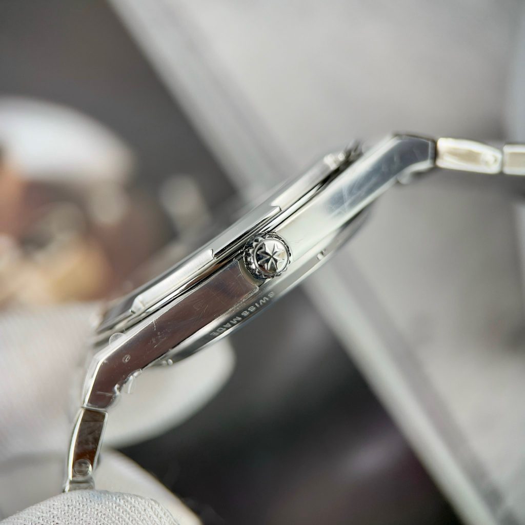 Vacheron Constantin Overseas 4500V Replica Watches Gray Dial 41mm (2)