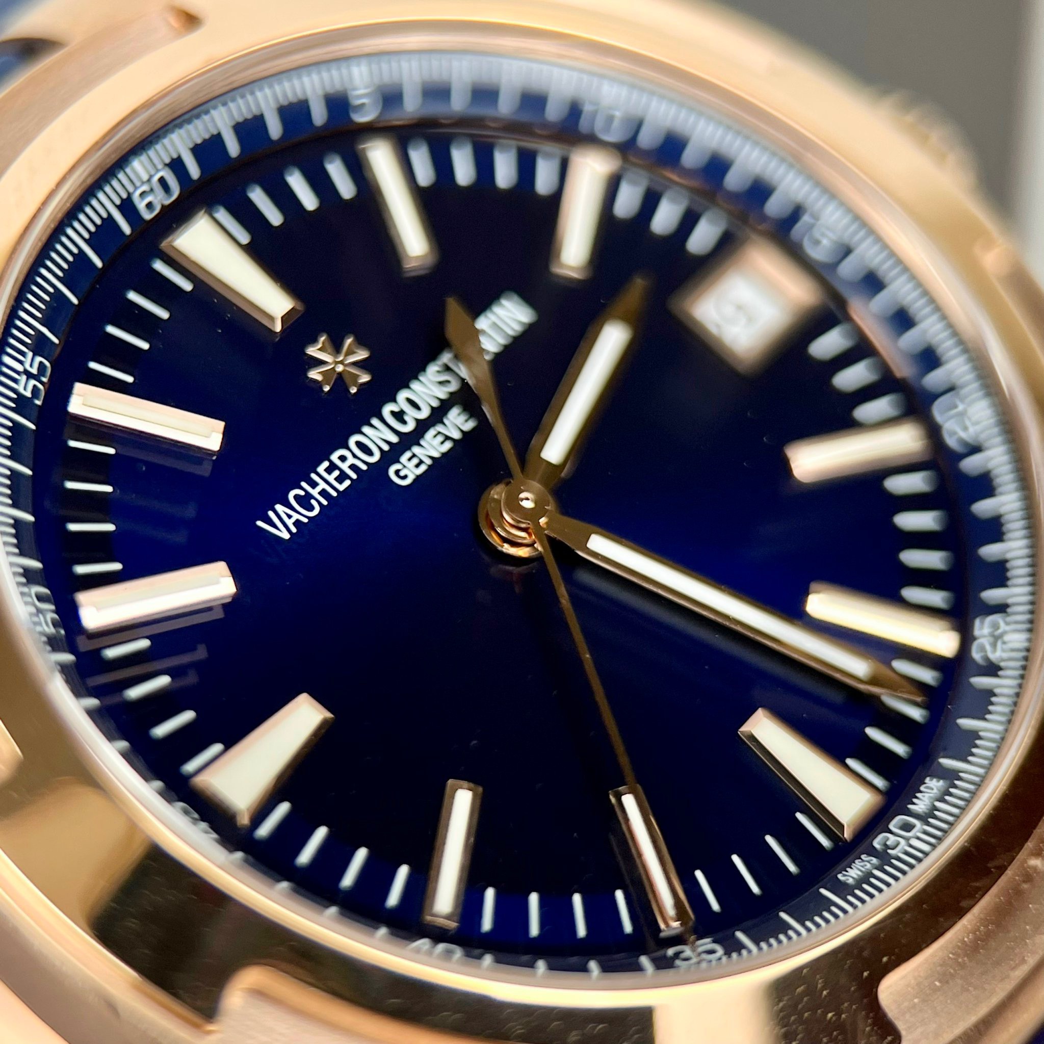 Vacheron Constantin Overseas 4500V Rubber Strap Blue Dial 41mm (5) Vacheron Constantin Overseas 4500V Rubber Strap Blue Dial 41mm (2)