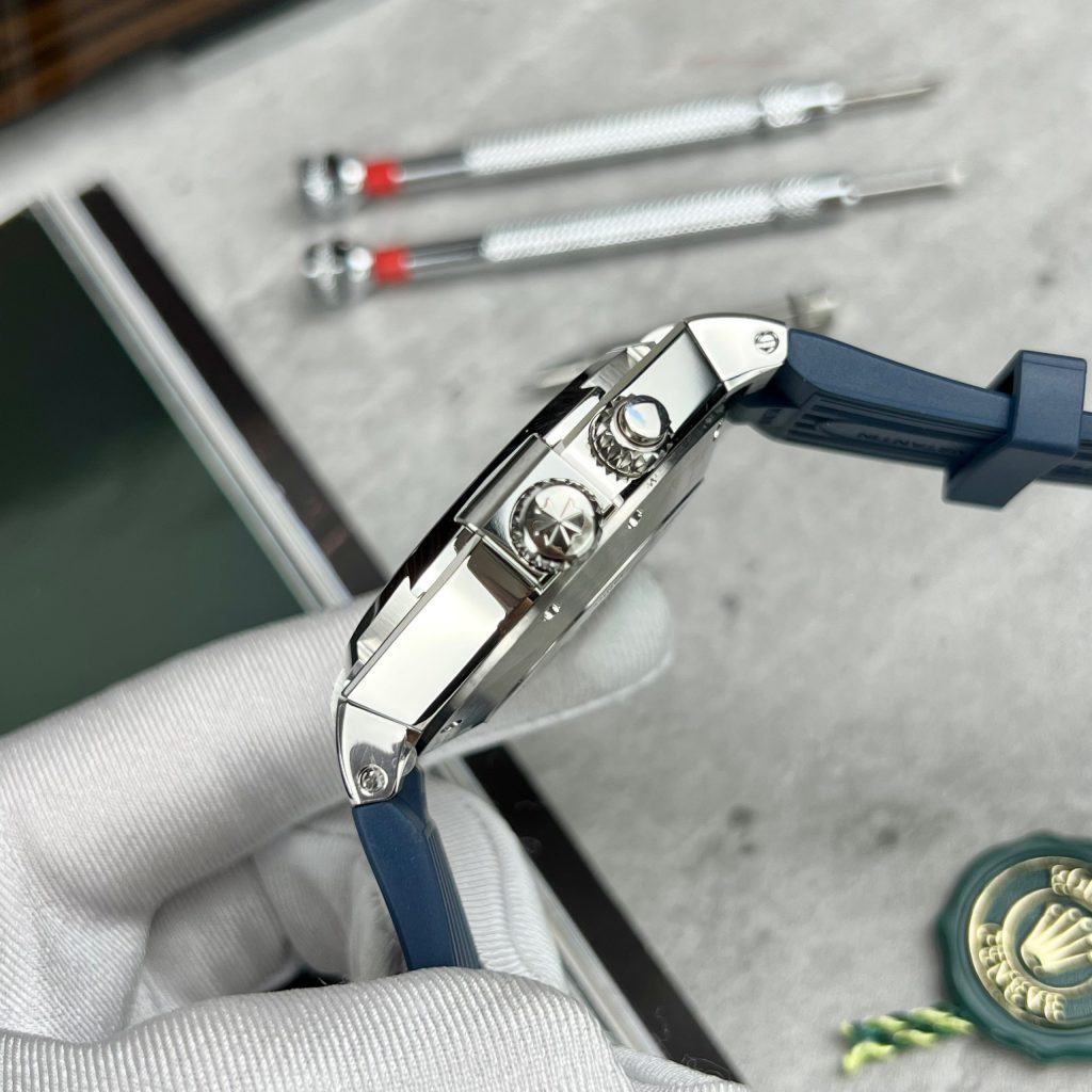 Vacheron Constantin Overseas 49150 Replica Watches Blue Rubber Strap (1)