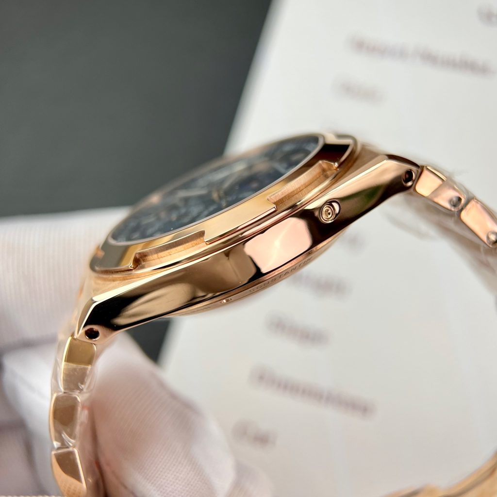 Vacheron Constantin Overseas 5500V-110R Replica Watches Blue Dial 42 (8)