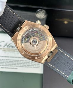 Vacheron Constantin Replica 11 Watch Overseas Dual Time 7900V Green Dial PZ Factory 41mm (2)