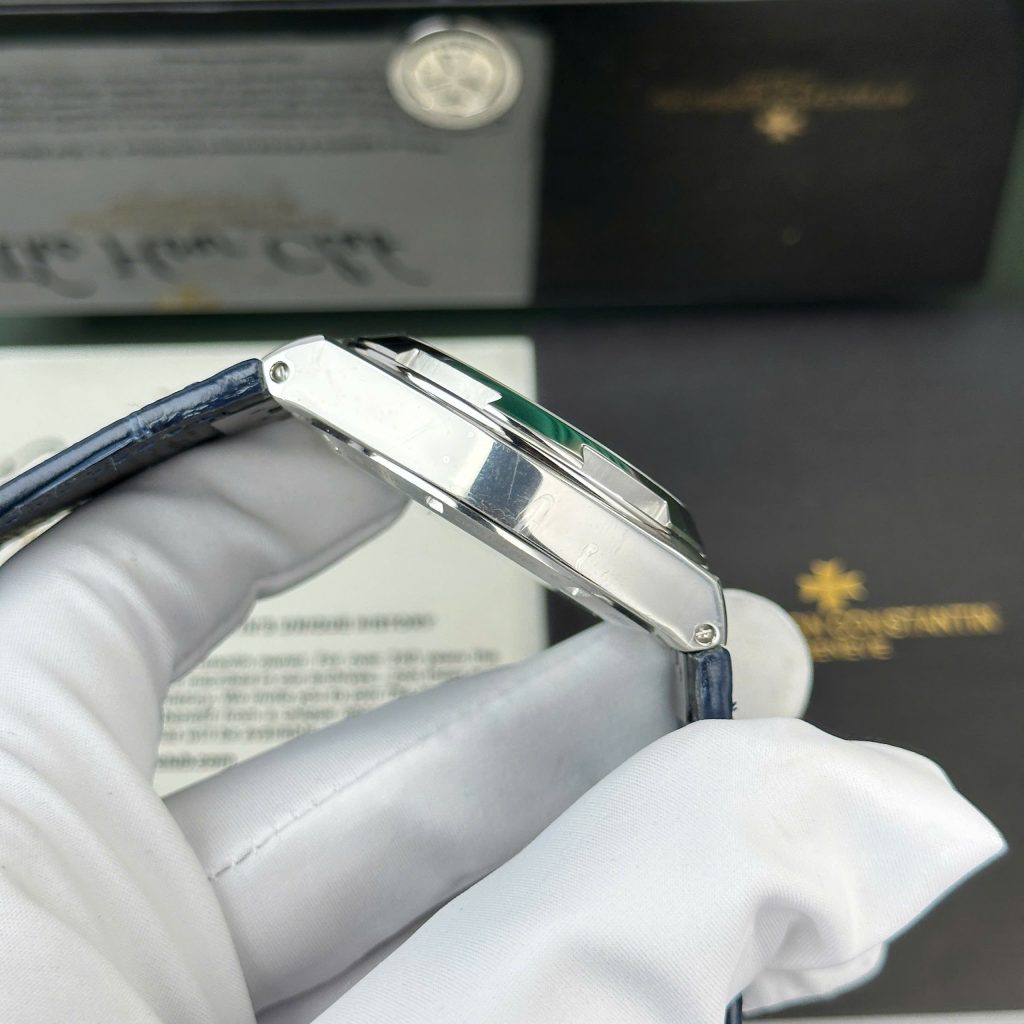 Vacheron Constantin Replica Watches Overseas Dual Time 7900V Blue Dial PZ Factory 41mm (2)