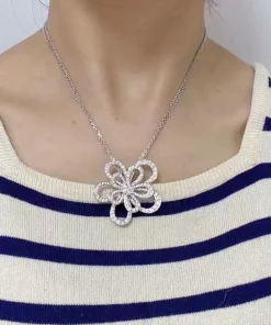 Van Cleef And Arpels Flowerlace Pendant Women Diamond 18K White Gold Custom (2)